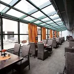 Oscar Hotel 4*