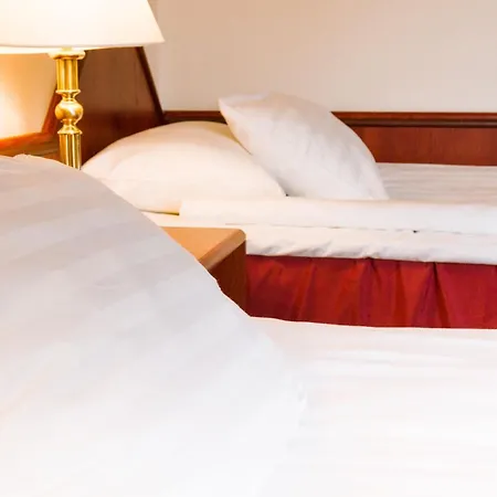 Oscar 4* Варкаус