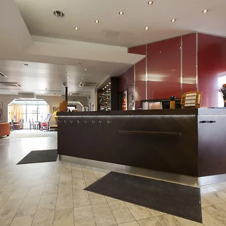 奥斯卡酒店 4* 瓦尔考斯