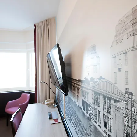 Oscar Hotel