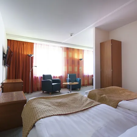 Hotel Oscar 4*