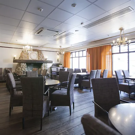 奥斯卡酒店 4* 瓦尔考斯