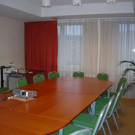 奥斯卡酒店 酒店 瓦尔考斯