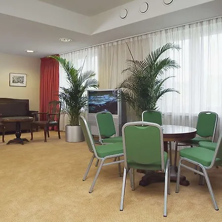 Oscar 4* Варкаус